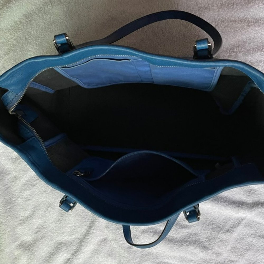 Women’s Coach Saffiano Leather Medium City Tote Silver Cobalt Blue Purse - Picture 3 of 16